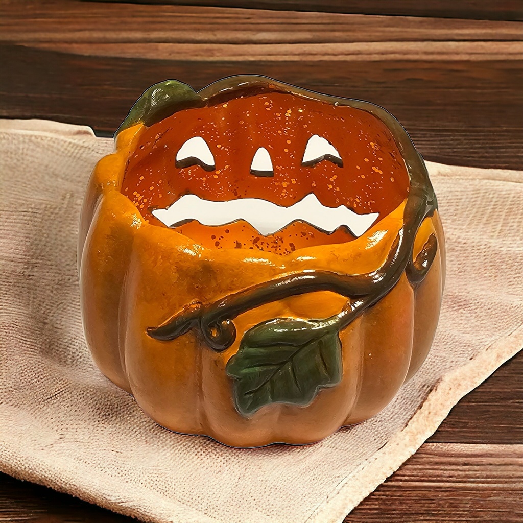 Medium Pumpkin with Leaves (Carton of 6)