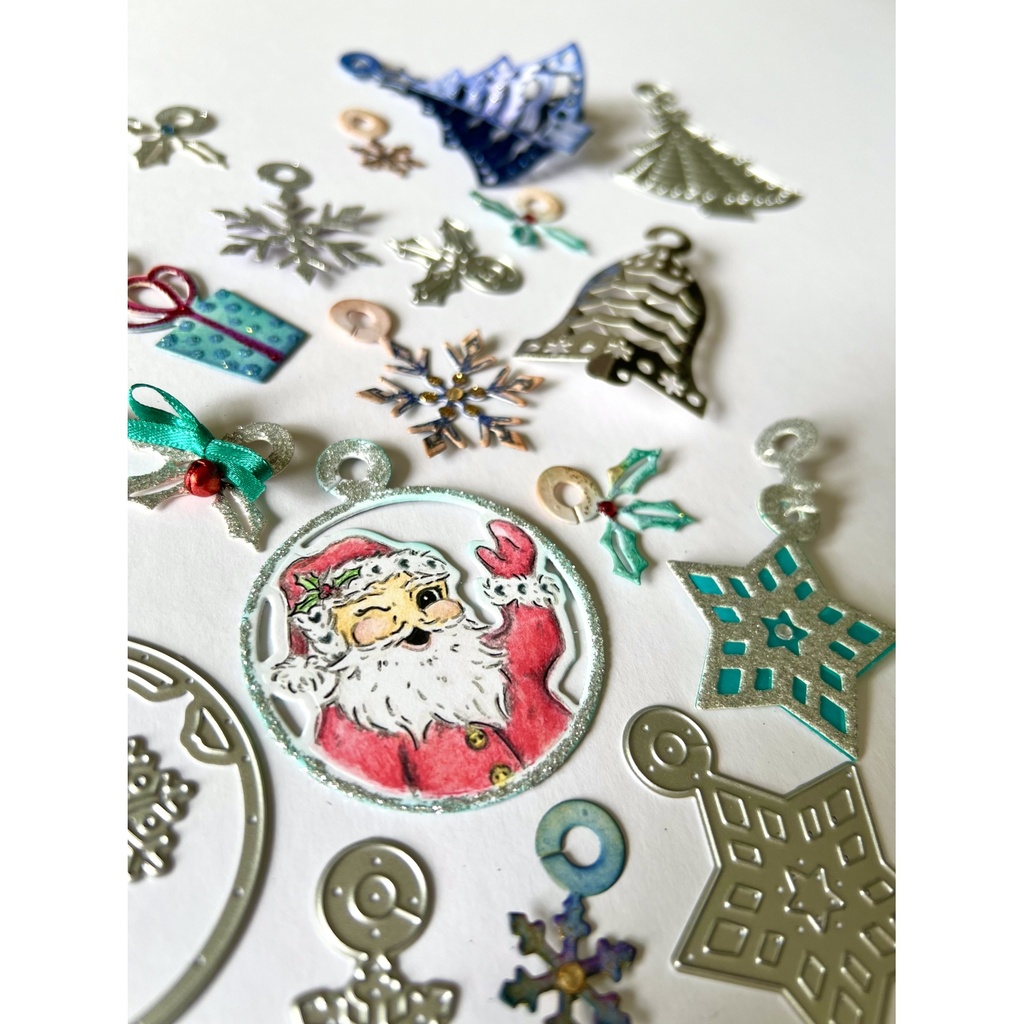 Angela Poole Link & Spin Christmastime Charms Die Set